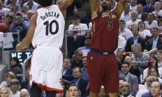 猛龙逆转骑士获得胜利