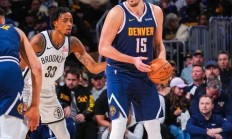 乐鱼体育直播-开拓者双塔发威，争夺西部前八席位