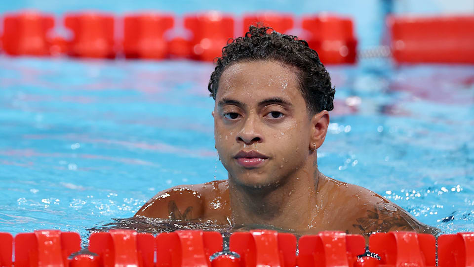 美国游泳选手创造了泳池世界纪录