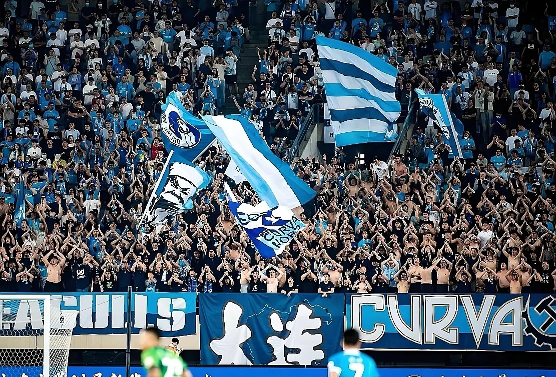 大连一方迎战重庆斯威：谁将取得胜利？