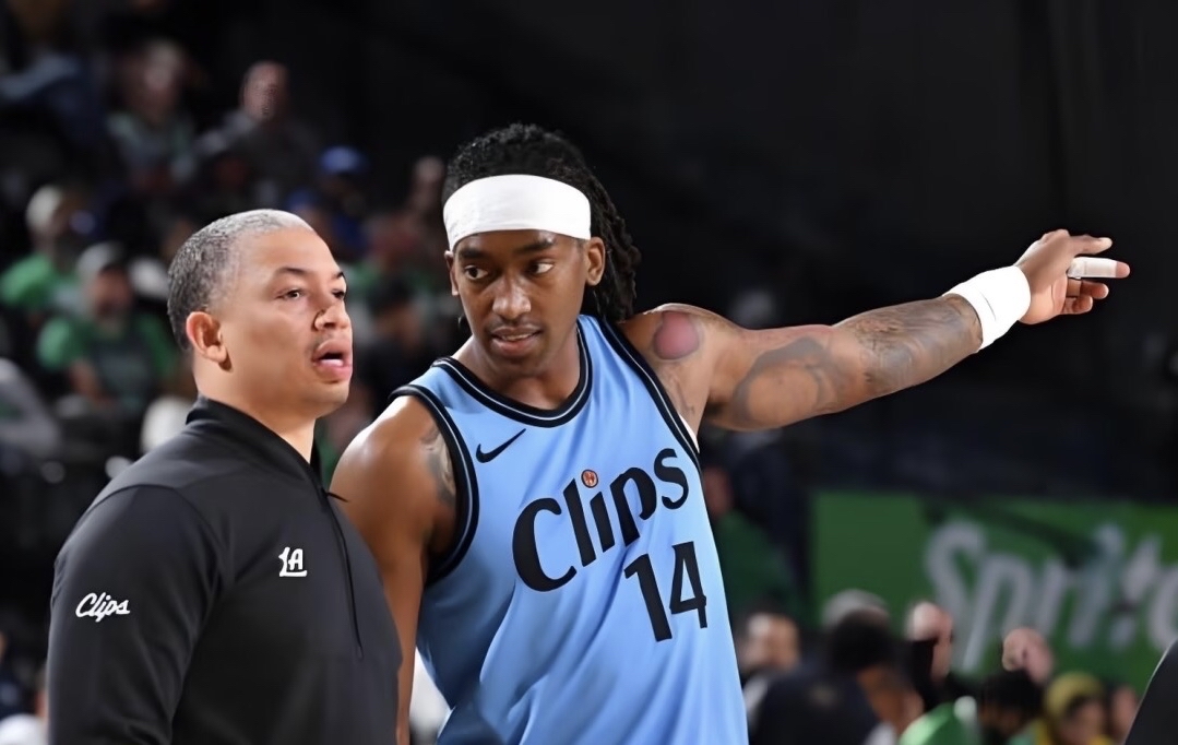 快船队逆转击败凯尔特人队