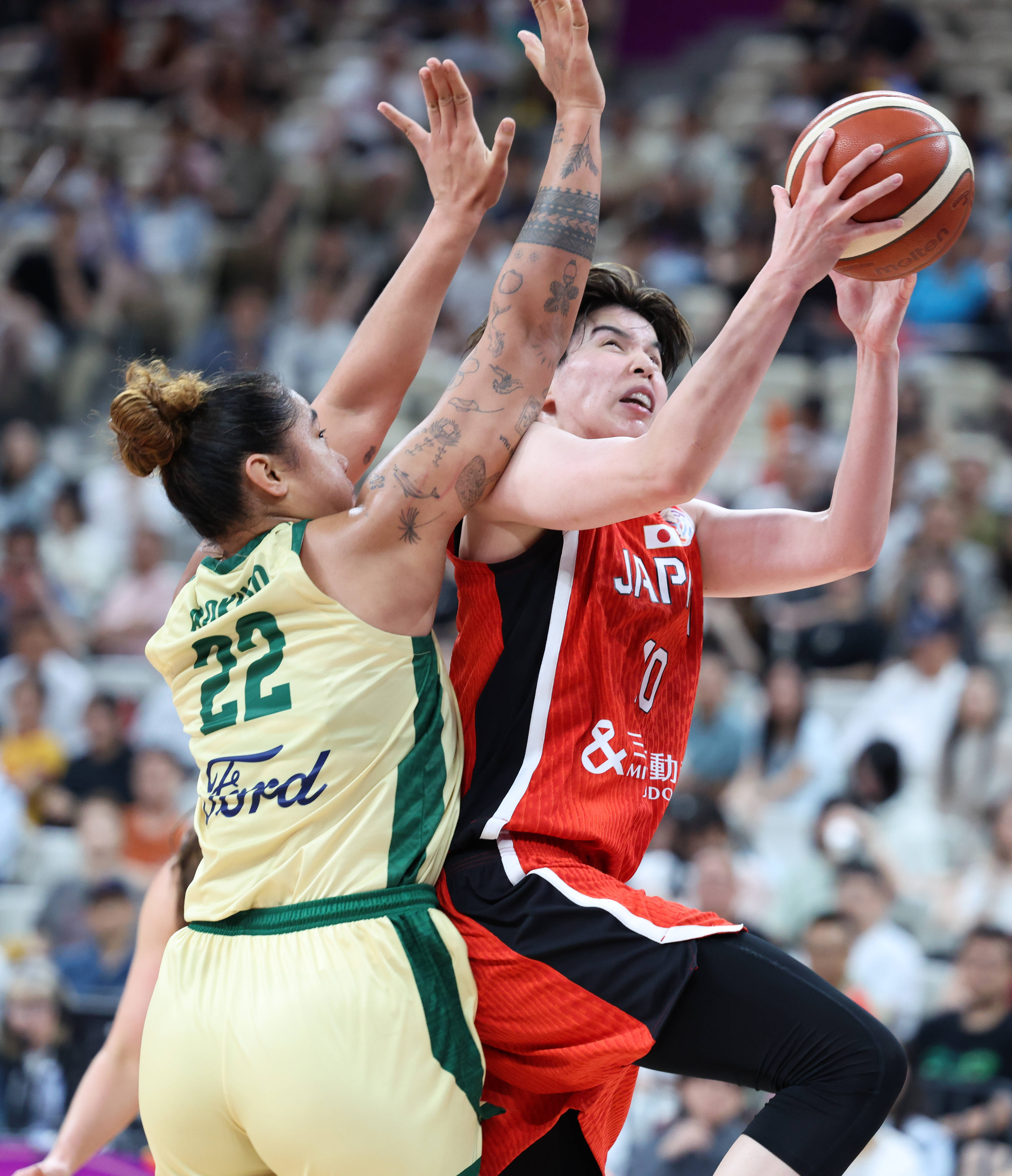 包含澳大利亚篮球队备战，期待在决赛上有所表现的词条