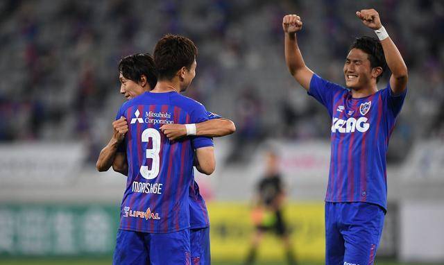 广岛三箭队员联手合作,取得胜利的简单介绍 广岛三箭队员联手合作,取得胜利的简单介绍